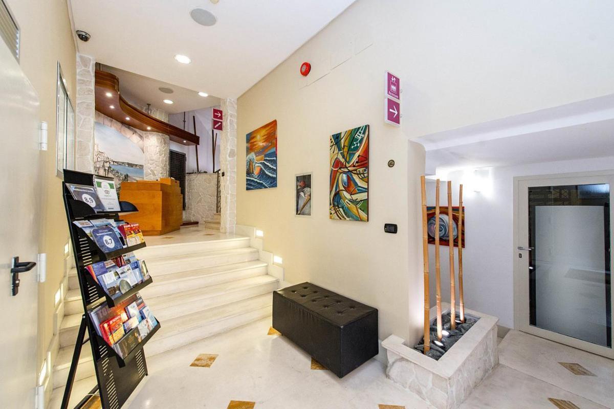 Aparthotel Arco Antico 3*